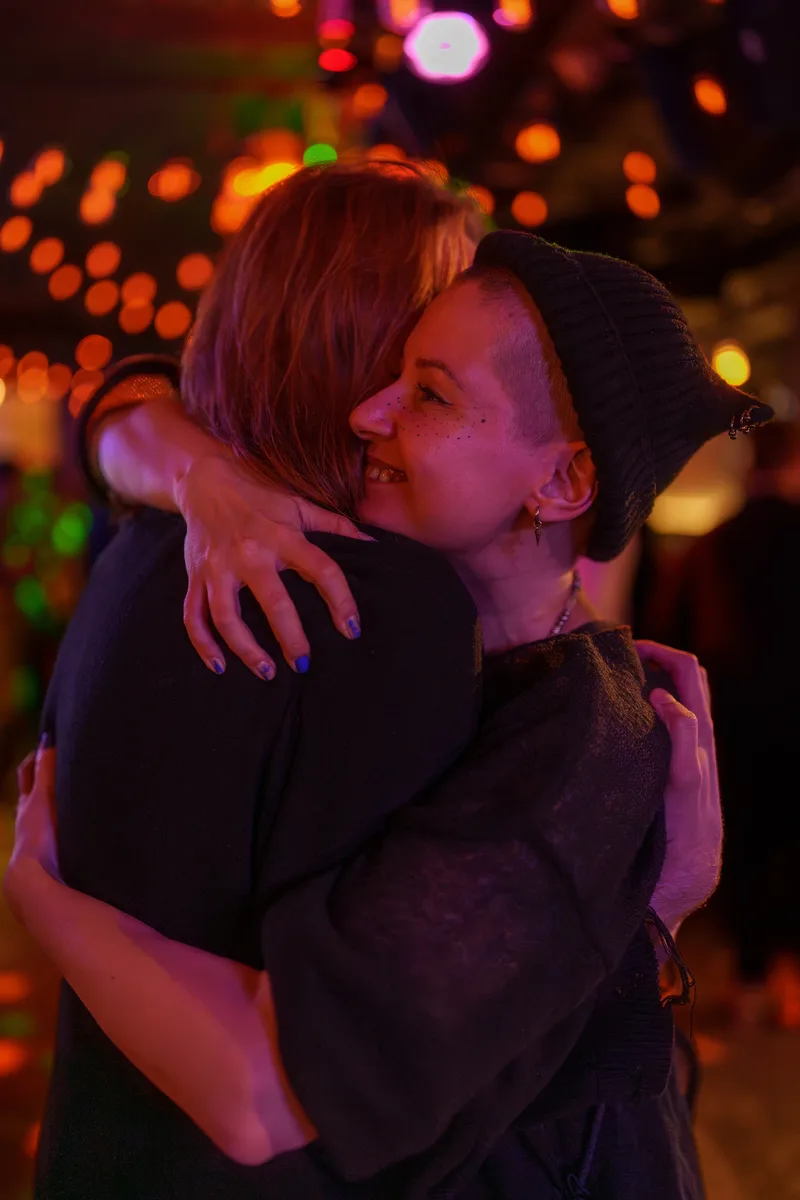 Без компании завсегдатаев
